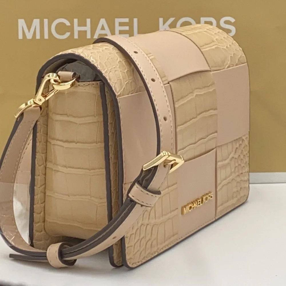 MICHAEL KORS MERCER SMALL CLUTCH XBODY BUFF